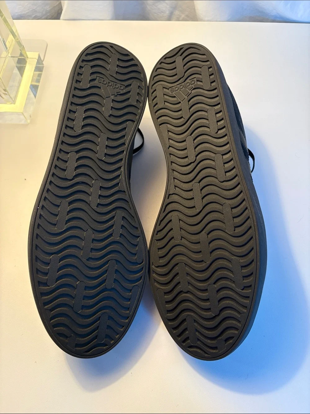 adidas Men's Black Low-Top Sneakers